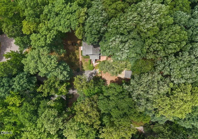 Photo 3 of Sale Pending at 6516 Bakersfield Dr, Raleigh, NC 27606 | MLS# 10175265 | Listing updated on 2026-09-11