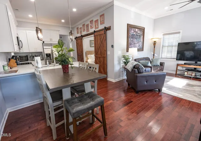 Photo 4 of Single family home for sale at 213 E South St, Raleigh, NC 27601 | MLS# 10174213 | Listing updated on 2026-07-20