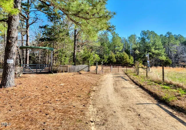 4th image of 560 Little Rosewood Ln, Henderson, NC 27537 | MLS# 10174191