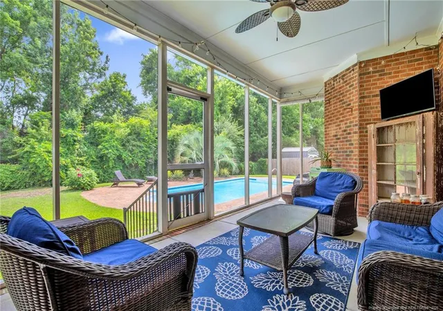 3rd image of 5708 Gentleman Dr, Hope Mills, NC 28348 | MLS# 763579