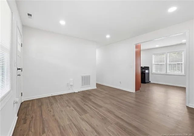 Photo 4 of Single family home for sale at 1310 Chilton Dr, Fayetteville, NC 28314 | MLS# 764084 | Listing updated on 2026-09-21