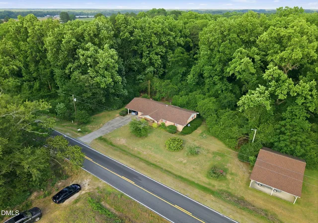 Homes for sale in Salemburg, NC | 1766 Mcphail Rd, Salemburg, NC 28385 | MLS# 10174538