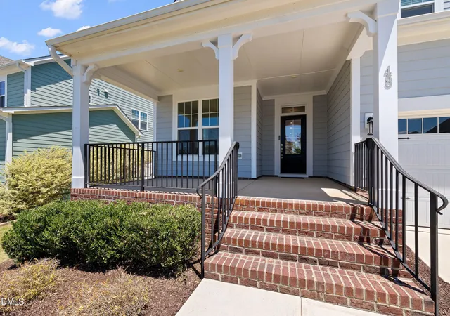 Photo 5 of Single family home for sale at 48 Two Creeks Loop, Chapel Hill, NC 27517 | MLS# 10174298 | Listing updated on 2026-07-28
