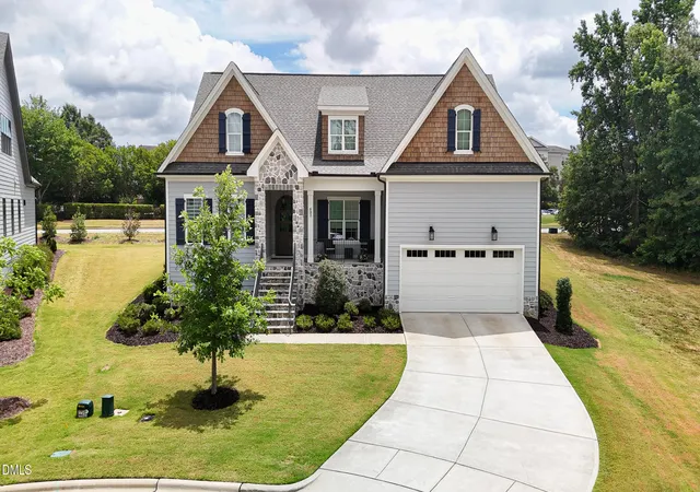 Homes for sale in Durham, NC | 802 Laurelwood Dr, Durham, NC 27705 | MLS# 10175130