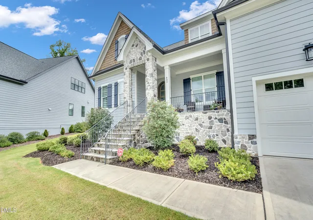 Homes for sale in Durham, NC | 802 Laurelwood Dr, Durham, NC 27705 | MLS# 10175130