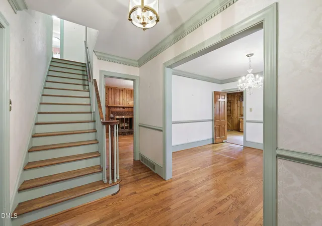 Photo 4 of Single family home for sale at 212 Hillcrest Dr, Oxford, NC 27565 | MLS# 10174774 | Listing updated on 2026-07-18