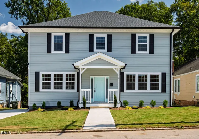 Photo 1 of Single family home for sale at 101 S Maple St, Durham, NC 27703 | MLS# 10174338 | Listing updated on 2026-07-18