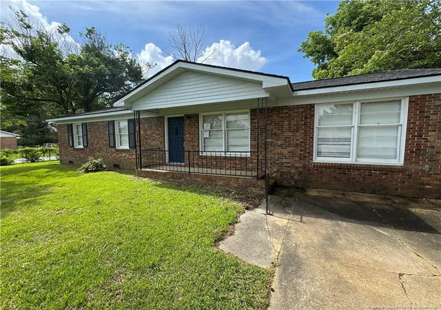 Photo 2 of Sale Pending at 311 Bighorn Dr, Fayetteville, NC 28303 | MLS# 764409 | Listing updated on 2026-09-15