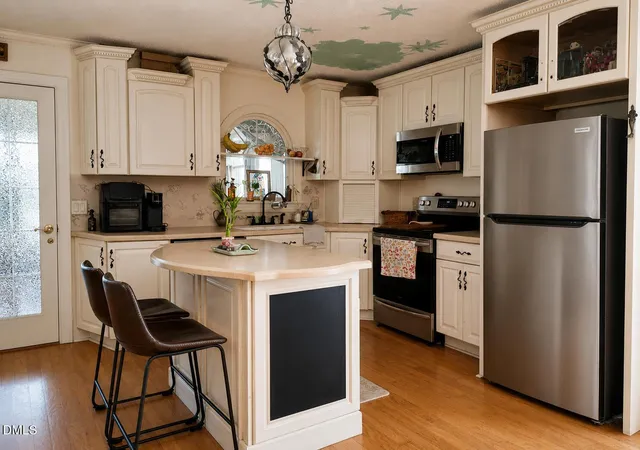 5th image of 8921 US Hwy 301 S, Four Oaks, NC 27524 | MLS# 10178977