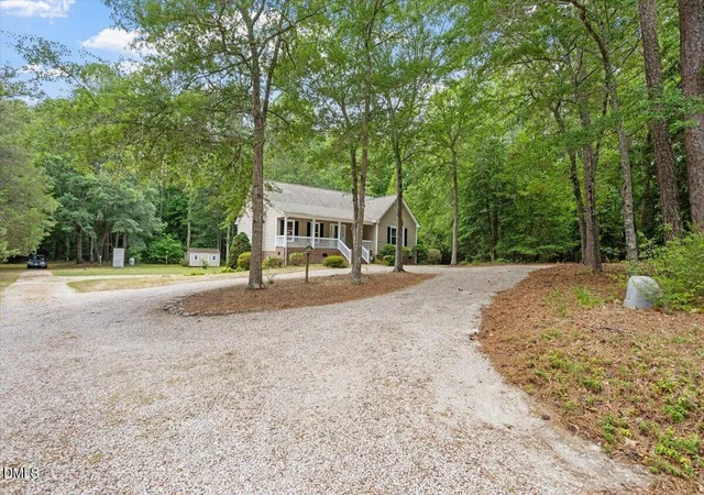Homes for sale in Zebulon, NC | 9424 N Manor Dr, Zebulon, NC 27597 | MLS# 10174840