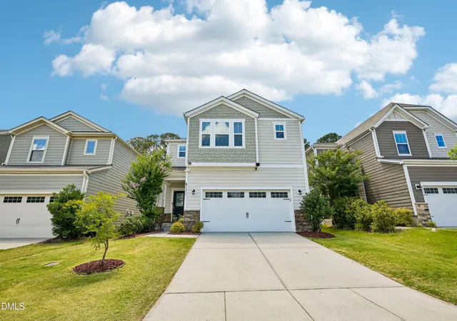 Photo 3 of Single family home for sale at 2234 Gregor Overlook Ln, Apex, NC 27502 | MLS# 10174521 | Listing updated on 2026-09-03