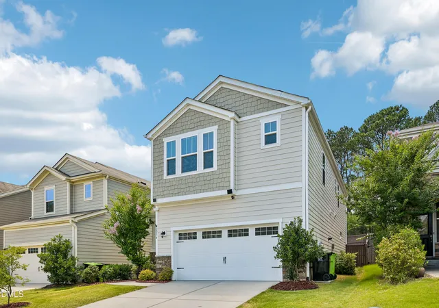 Photo 4 of Single family home for sale at 2234 Gregor Overlook Ln, Apex, NC 27502 | MLS# 10174521 | Listing updated on 2026-09-03