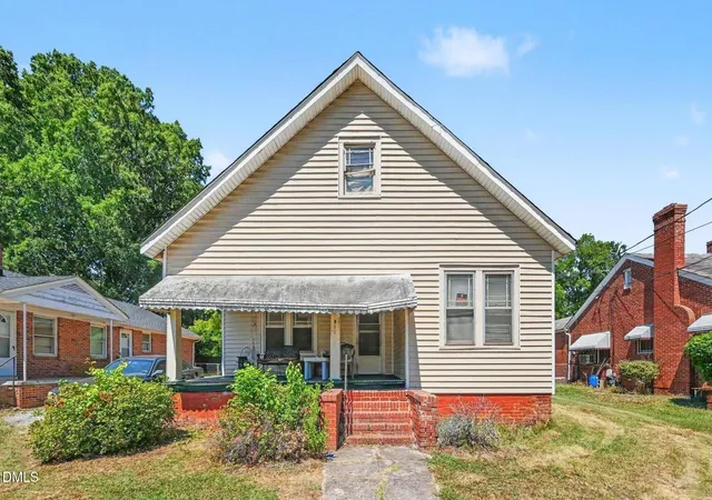 Homes for sale in Durham, NC | 911 Alma St, Durham, NC 27703 | MLS# 10175169