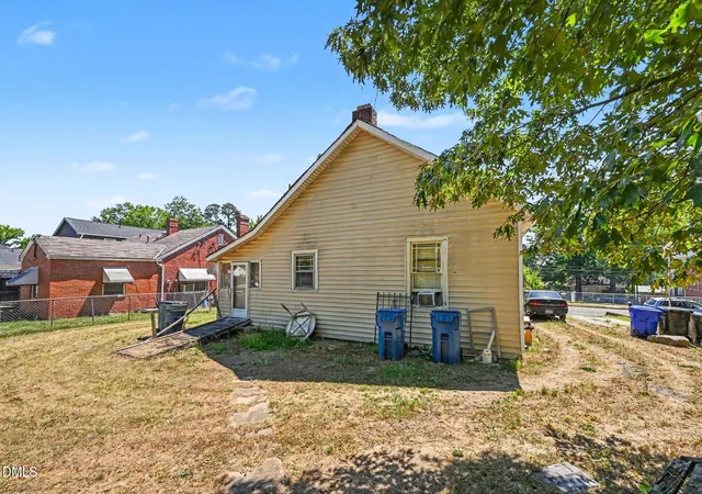 Homes for sale in Durham, NC | 911 Alma St, Durham, NC 27703 | MLS# 10175169
