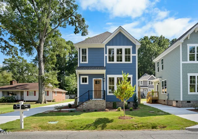 Photo 1 of Single family home for sale at 2803 B Fawn Ave, Durham, NC 27705 | MLS# 10174362 | Listing updated on 2026-08-24