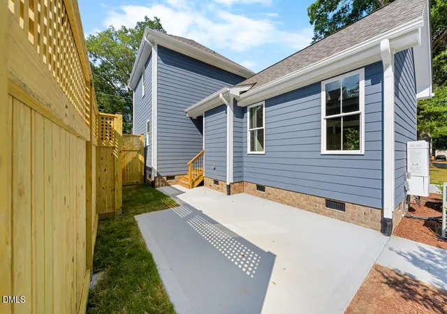 Photo 4 of Single family home for sale at 2803 B Fawn Ave, Durham, NC 27705 | MLS# 10174362 | Listing updated on 2026-08-24