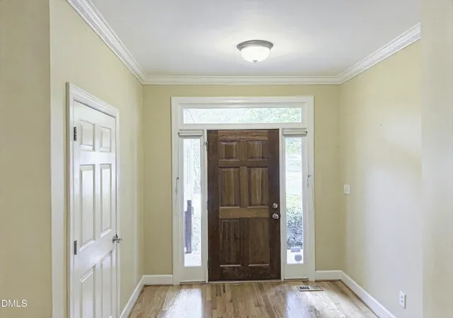Photo 3 of Townhouse for sale at 104 Turnberry Ln, Chapel Hill, NC 27517 | MLS# 10174381 | Listing updated on 2026-08-28