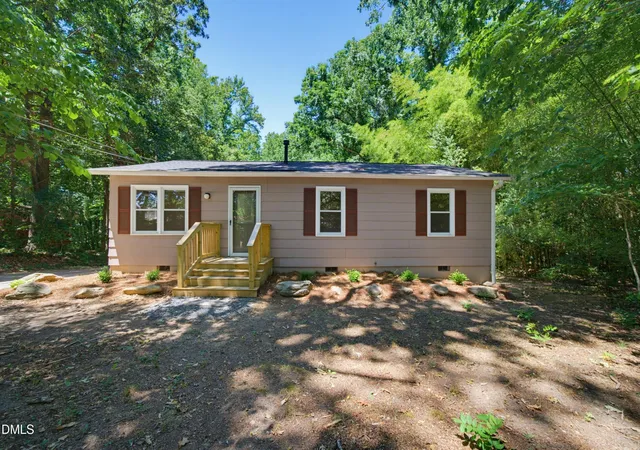 Photo 1 of Sale Pending at 3801 Eck Dr, Raleigh, NC 27604 | MLS# 10174550 | Listing updated on 2026-08-29