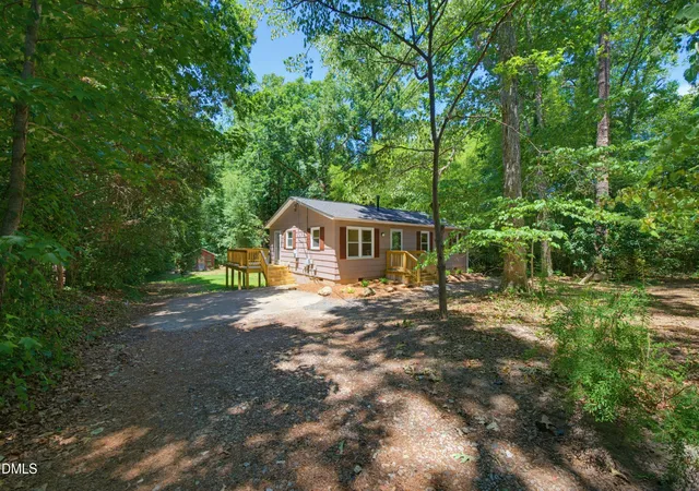 Photo 2 of Sale Pending at 3801 Eck Dr, Raleigh, NC 27604 | MLS# 10174550 | Listing updated on 2026-08-29