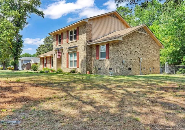Photo 3 of Single family home for sale at 1828 Paisley Ave, Fayetteville, NC 28304 | MLS# 764359 | Listing updated on 2026-07-20