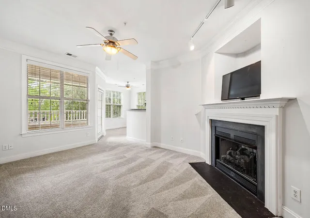 Listing Photo 4 - Condo for sale in building located at 1221 Arborgate Cir, Chapel Hill, NC 27514