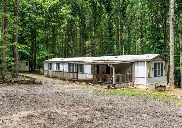 2nd image of 122 Nature Ln, Henderson, NC 27537 | MLS# 10176925