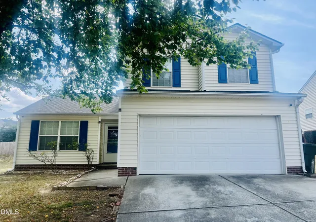 Photo 3 of Single family home for sale at 1524 Clover Ridge Ct, Raleigh, NC 27610 | MLS# 10174449 | Listing updated on 2026-07-22