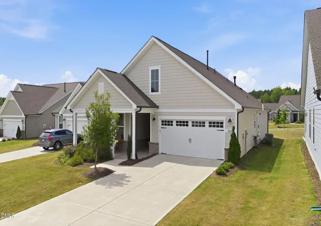 3rd image of 1618 Plover Cir, Fuquay Varina, NC 27526 | MLS# 10175196