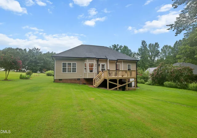Photo 3 of Single family home for sale at 128 Redbud Dr, Clayton, NC 27520 | MLS# 10182778 | Listing updated on 2026-10-01
