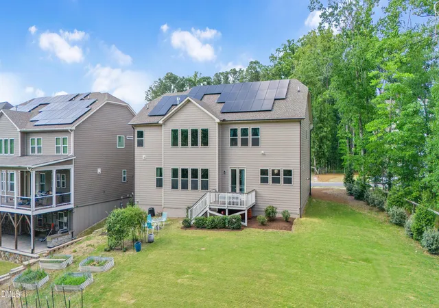 Photo 2 of Single family home for sale at 2901 Macintosh Woods Dr, Apex, NC 27502 | MLS# 10174949 | Listing updated on 2026-07-18