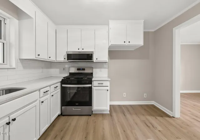 Photo 4 of Single family home for sale at 1309 N Hyde Park Ave, Durham, NC 27701 | MLS# 10175080 | Listing updated on 2026-08-18