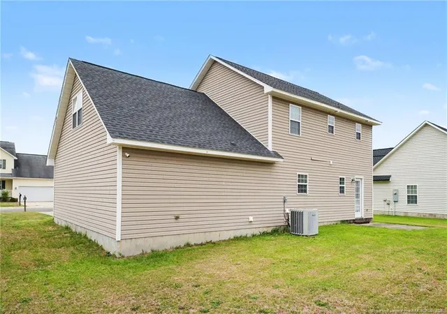 Photo 4 of Single family home for sale at 1529 Belews Crk Ln, Fayetteville, NC 28312 | MLS# 764265 | Listing updated on 2026-09-16