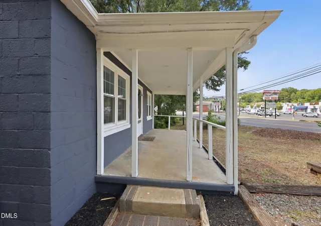 4th image of 615 N Churton St, Hillsborough, NC 27278 | MLS# 10174622