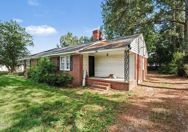 Homes for sale in Elm City, NC | 604 Church St E, Elm City, NC 27822 | MLS# 10174527