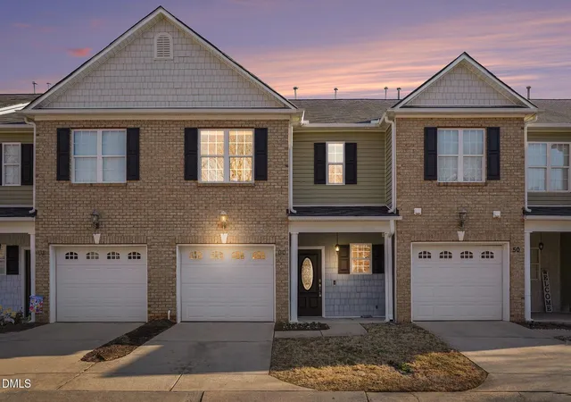 Homes for sale in Clayton, NC | 60 Hill Shore Ln, Clayton, NC 27527 | MLS# 10174600