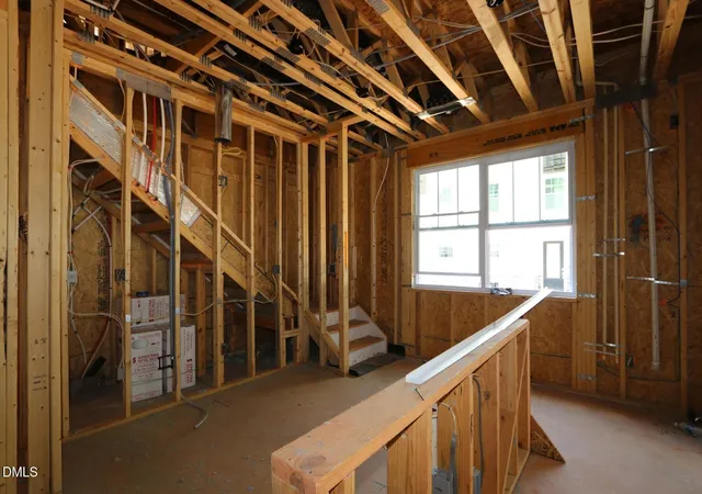 Photo 3 of Sale Pending at 2924 Spring Manor Way, Garner, NC 27529 | MLS# 10175088 | Listing updated on 2026-09-04