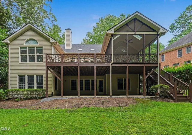 Photo 2 of Sale Pending at 112 St Lenville Dr, Cary, NC 27518 | MLS# 10185934 | Listing updated on 2026-08-19