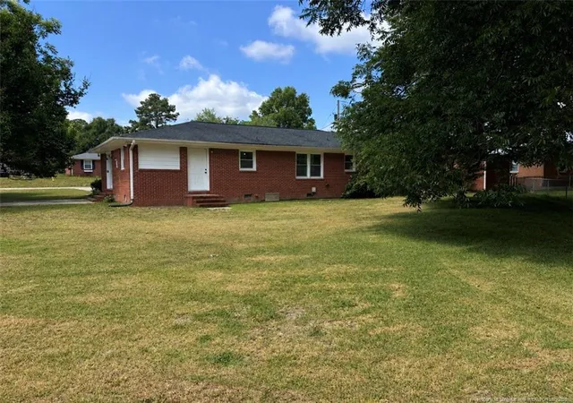 Photo 3 of Single family home for sale at 710 Tupelo Cir, Fayetteville, NC 28304 | MLS# 764499 | Listing updated on 2026-08-01