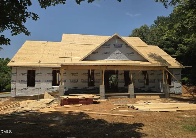 Homes for sale in Haw River, NC | 2550 Millbrook Dr, Haw River, NC 27258 | MLS# 10174623