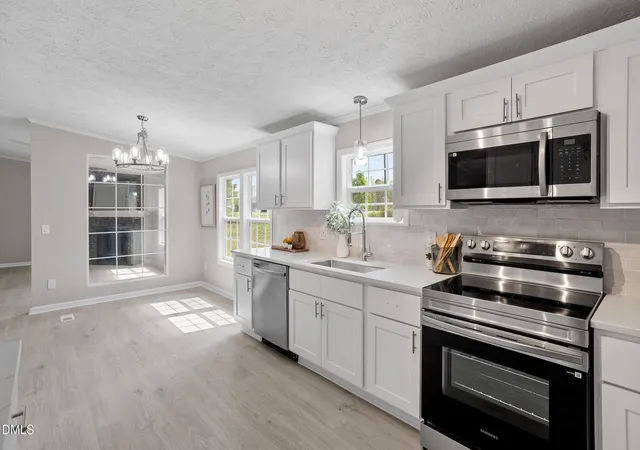 Photo 4 of Manufactured home for sale at 109 Loy Ct, Fuquay Varina, NC 27526 | MLS# 10177708 | Listing updated on 2026-09-10