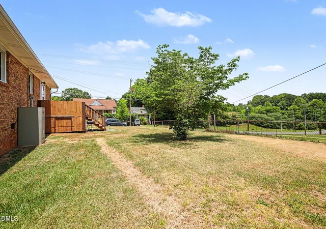 Homes for sale in Burlington, NC | 1304 Nance St, Burlington, NC 27217 | MLS# 10174814