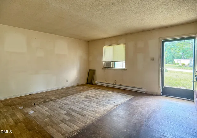 5th image of 524 Tuliptree Rd, Hillsborough, NC 27278 | MLS# 10174956