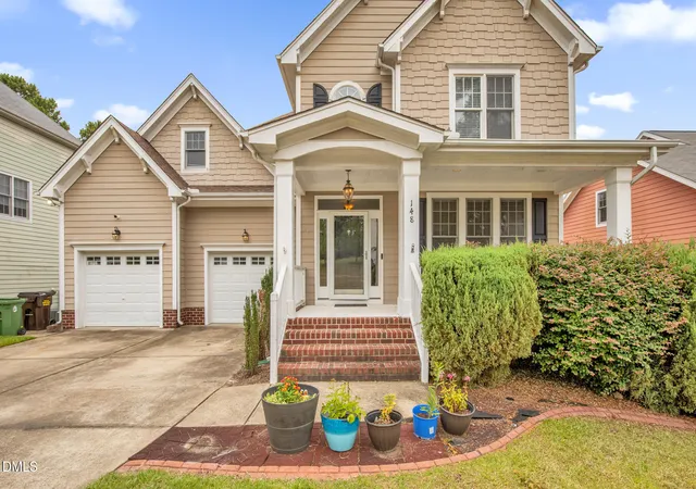 Photo 4 of Single family home for sale at 148 Lamplighter Way, Spring Lake, NC 28390 | MLS# 10174686 | Listing updated on 2026-08-21