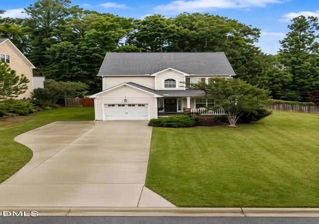 Photo 5 of Single family home for sale at 40 Fox Chapel Ln, Pittsboro, NC 27312 | MLS# 10174692 | Listing updated on 2026-08-30