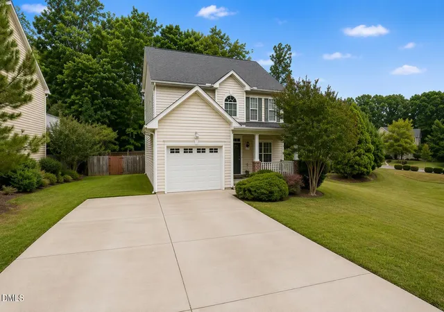 Photo 2 of Single family home for sale at 40 Fox Chapel Ln, Pittsboro, NC 27312 | MLS# 10174692 | Listing updated on 2026-08-30