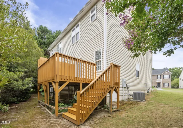 Photo 3 of Townhouse for sale at 2533 Bay Harbor Dr, Raleigh, NC 27604 | MLS# 10174697 | Listing updated on 2026-07-18