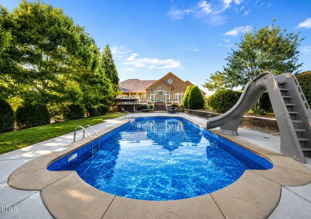 2nd image of 2601 Littleleaf Ln, Hillsborough, NC 27278 | MLS# 10175110