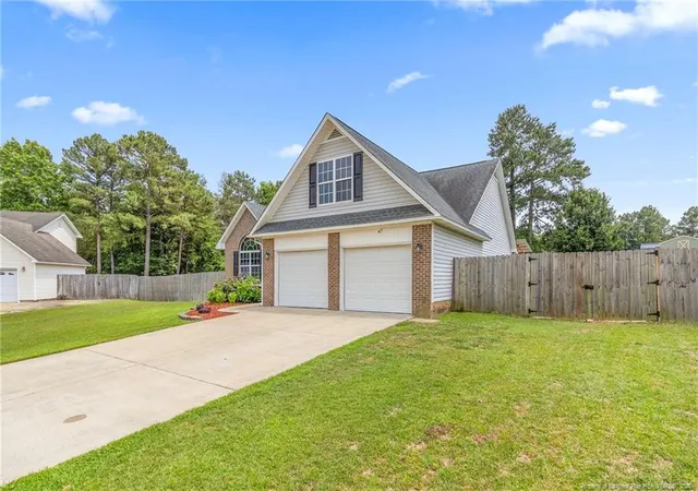 Homes for sale in Raeford, NC | 116 Woodbine Dr, Raeford, NC 28376 | MLS# 764418