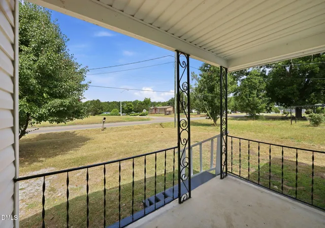 Homes for sale in Clayton, NC | 1758 Barber Mill Rd, Clayton, NC 27520 | MLS# 10175417