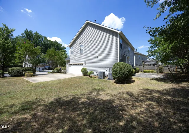 Homes for sale in Holly Springs, NC | 154 Stobhill Ln, Holly Springs, NC 27540 | MLS# 10174971